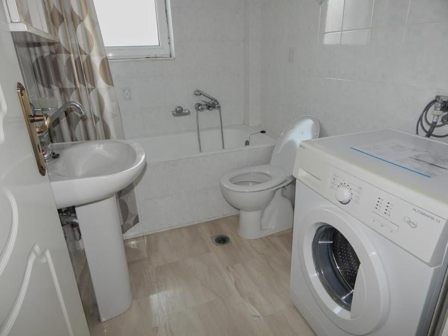 Cozy Apartment For 2-5 People-Center Tripoli 1 מראה חיצוני תמונה