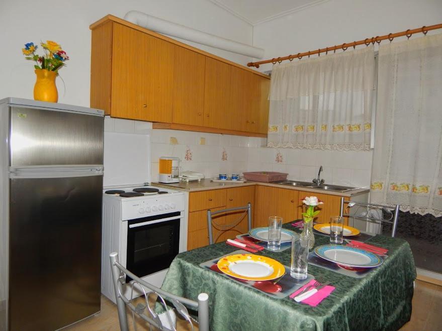 Cozy Apartment For 2-5 People-Center Tripoli 1 מראה חיצוני תמונה