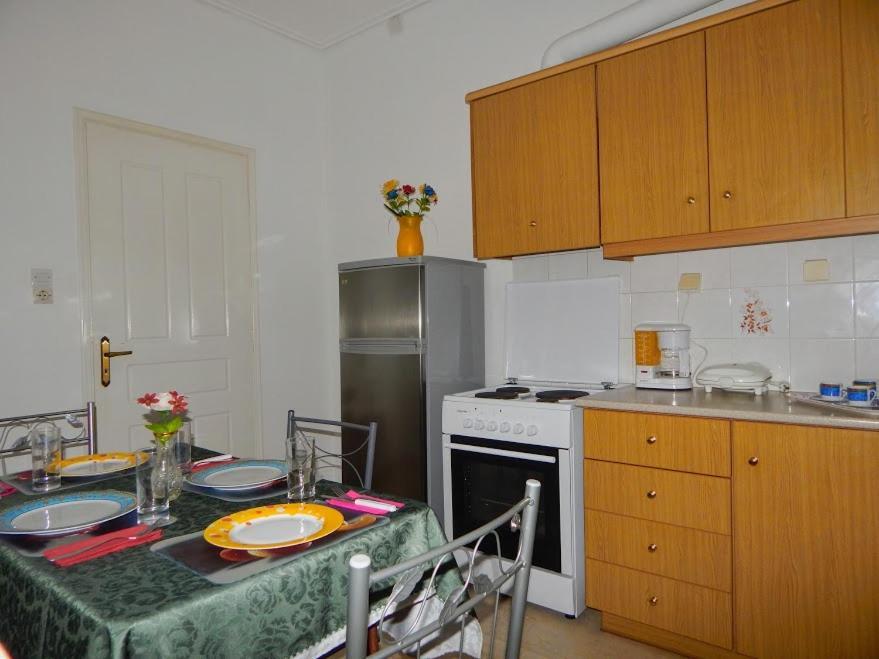 Cozy Apartment For 2-5 People-Center Tripoli 1 מראה חיצוני תמונה